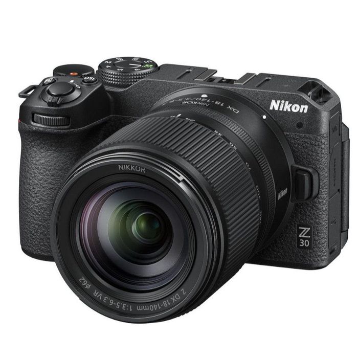 Бездзеркальний фотоапарат Nikon Z30 kit 18-140mm f/3.5-6.3 VR (VOA110K003)